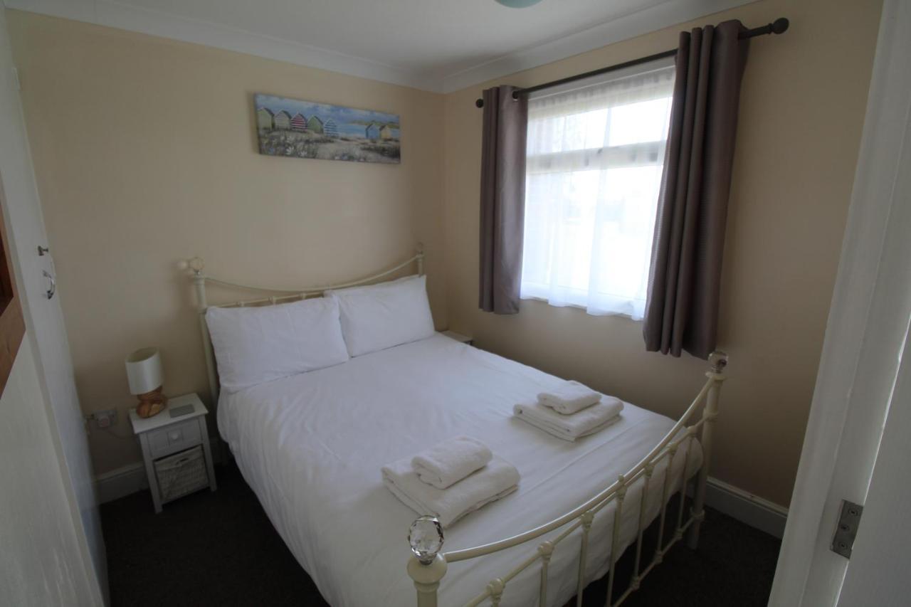 Relaxing Chalet On Popular California Sands Short Stroll To Beach, Nr Norfolk Broads & Great Yarmouth Scratby Exterior foto