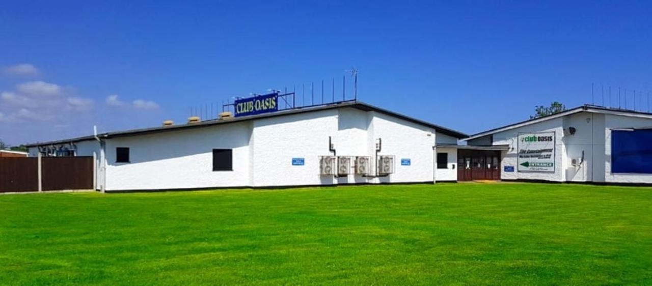Relaxing Chalet On Popular California Sands Short Stroll To Beach, Nr Norfolk Broads & Great Yarmouth Scratby Exterior foto